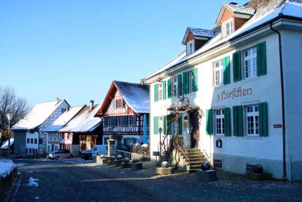 Grand Tour of Switzerland: Besuch im Dorf Kyburg beim Schloss Kyburg