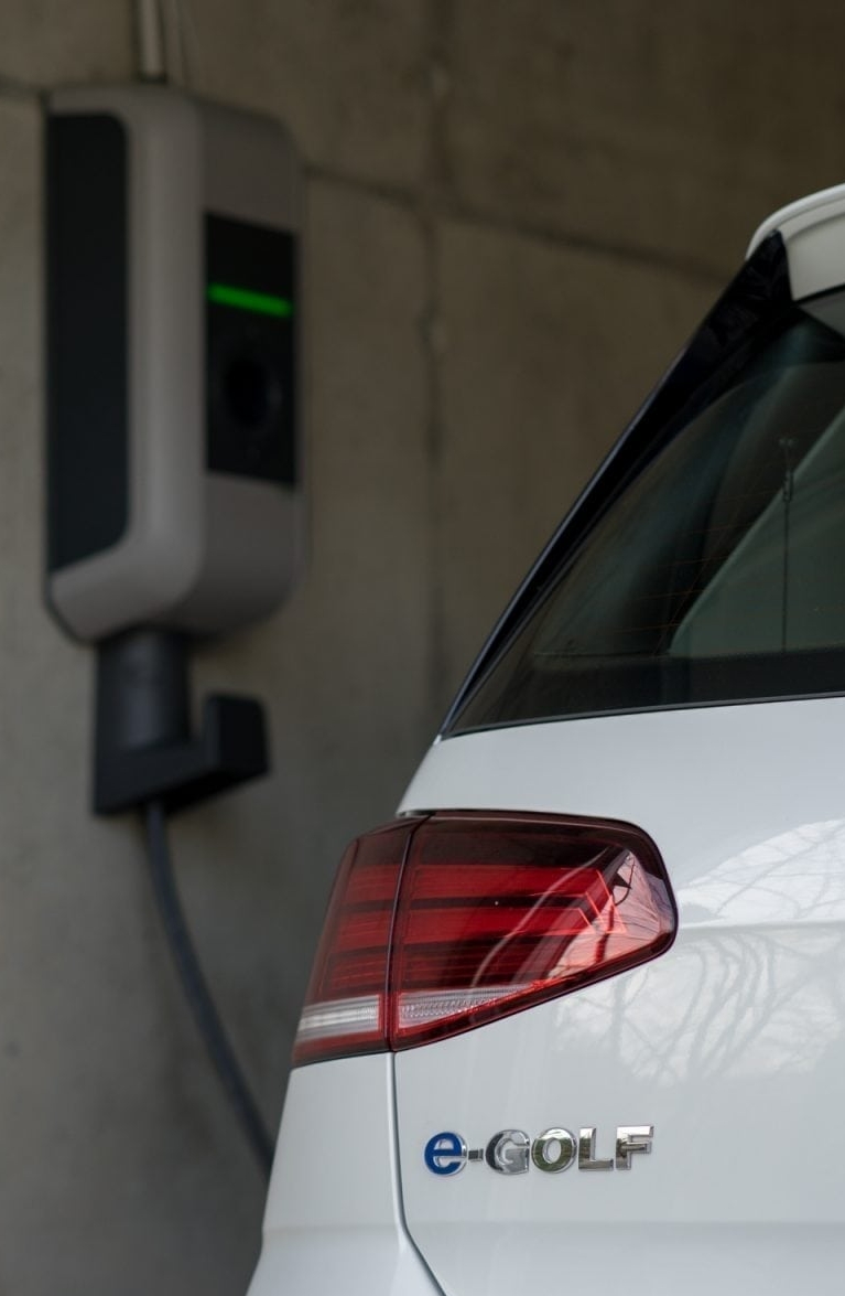 Elektroauto zu Hause mit Sonnenenergie laden - Blog der AMAG Group AG