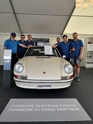 Haben mit der Teilrestauration eines Porsche 911 T gewonnen: Porsche Zentrum Zürich 