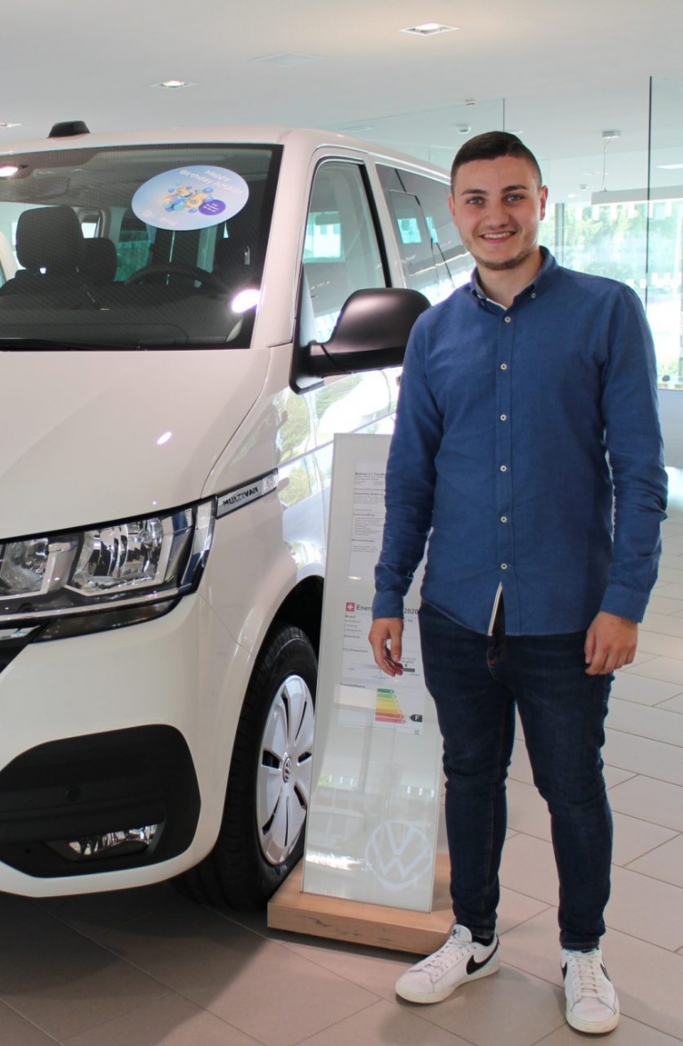 Remo Casciato, Customer Care Specialist und virtueller Autoverkäufer.