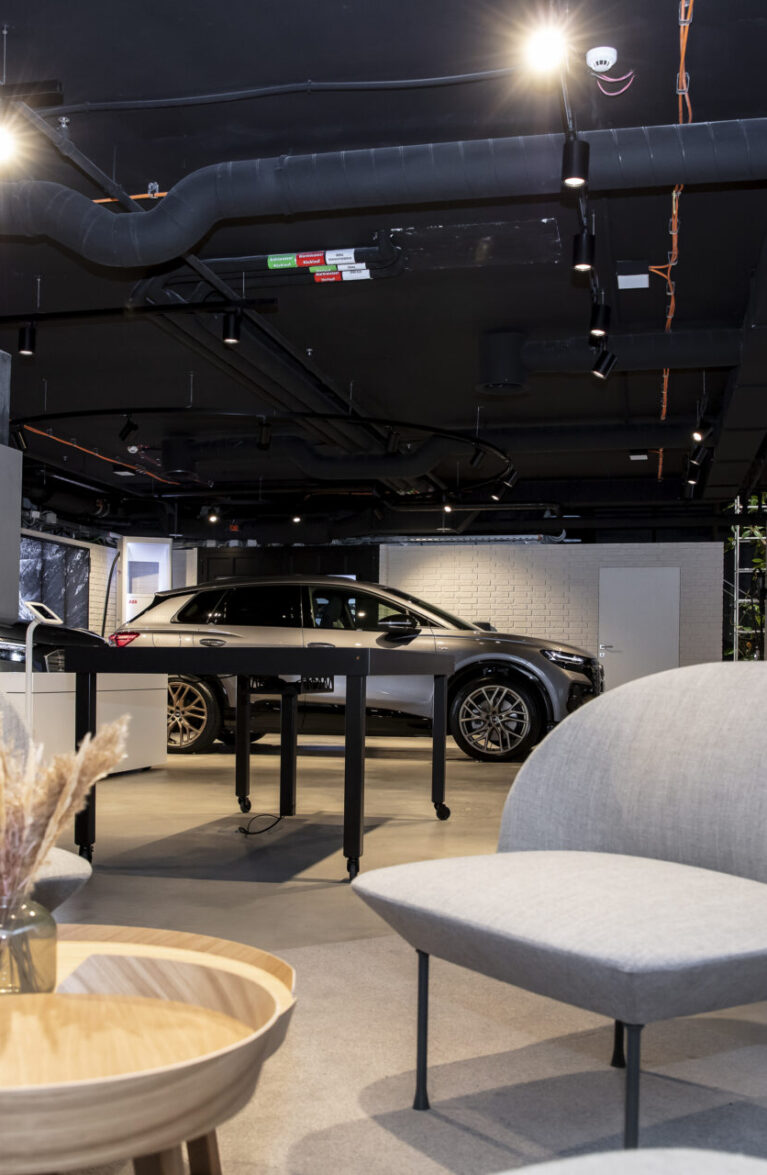 Vuoi sapere tutto sull'elettromobilità? Allora the square è il posto giusto per te! - Autoblog der AMAG