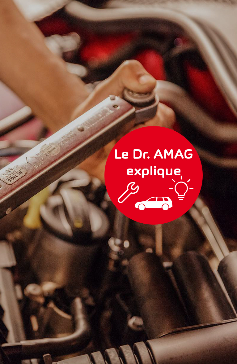 Comment démarrer une voiture à l’aide de câbles de démarrage? - Blog der AMAG Group AG 1